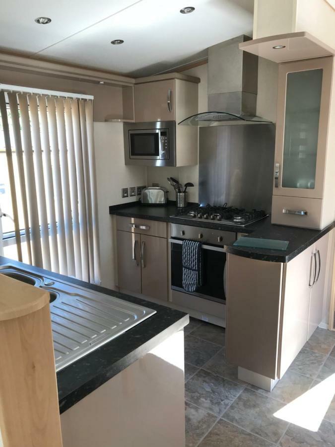 Castle Brake Holiday Park Exeter Extérieur photo