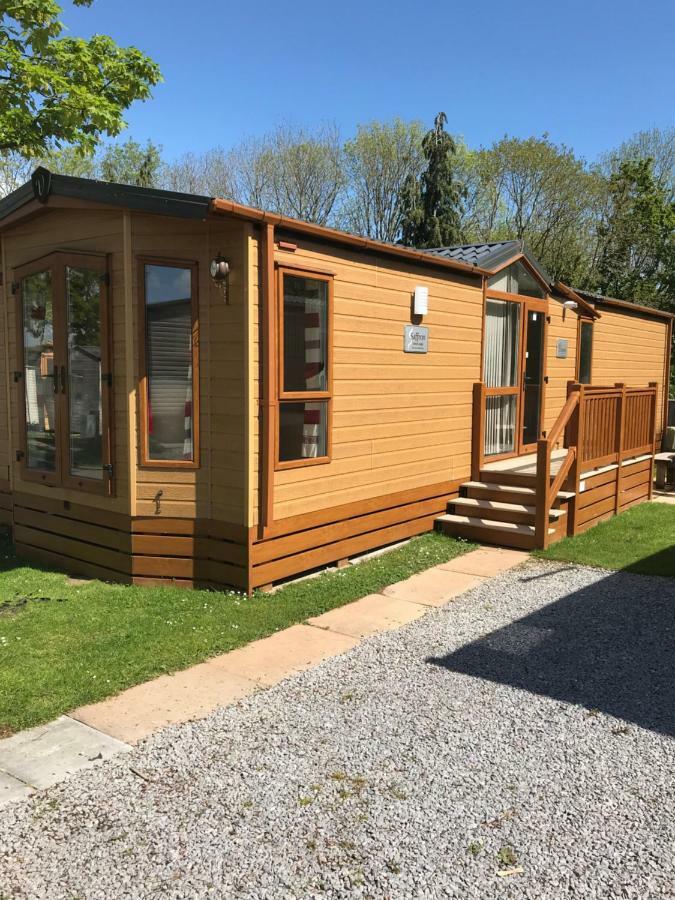 Castle Brake Holiday Park Exeter Extérieur photo